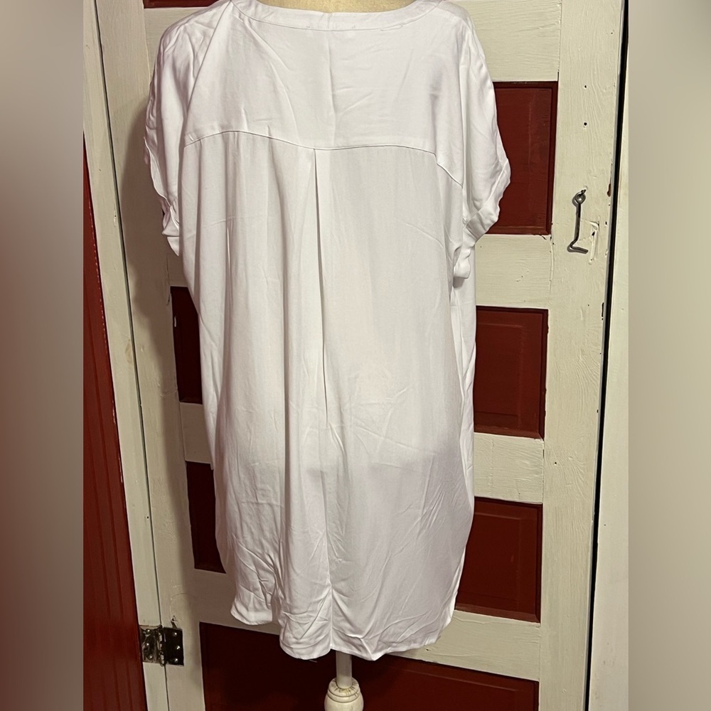 Rayon White Button-Down High Low Blouse XXL - Picture 3 of 6